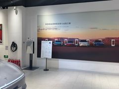 -TESLA 特斯拉(北京颐堤港体验店)
