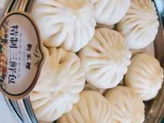 传统三鲜包子-狗不理(贵宾楼店)