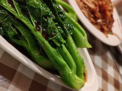 -新大咀港式茶餐厅(宝山万达店)