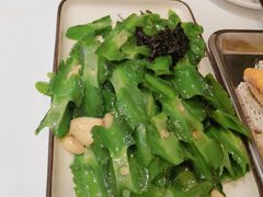 -琼大师东方烤乳猪(亚特兰蒂斯店)