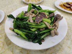 大盆菜心炒鹅什-禄源公·老莞诚饭店