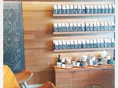 -星巴克臻选(广州高德置地秋广场店)
