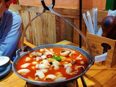 思茅酸汤鱼片-老滇山寨•云南特色菜•地方菜•民族风情歌舞表演(金碧店)