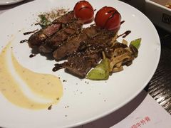 -HIHE Bistro·Oyster Bar(华熙live店)