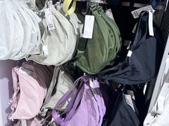 -优衣库(北京万柳华联购物中心店)