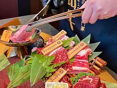 -铭牛烧肉·和牛海鲜自助(高新月牙湖店)