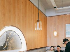 -围炉肉舍丹东海鲜烤肉·烤活鳗(步行街店)