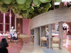 -水桶王国主题餐厅·聚会·生日派对·亲子活动·家庭套餐(亚龙湾希尔顿店)