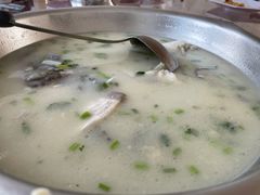 -美顺香食府鱼头老店(雪野湖店)