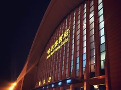 -哈尔滨西站(地铁站)