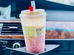 -奈雪的茶(鄞州万达店)