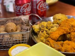 -BHC炸鸡(明洞总店)