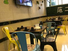 -范二妹独特烧烤夜宵城(宜宾总店)