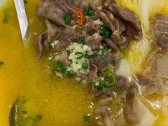 酸汤金菇肥牛-御彩酒家(东风东路店)