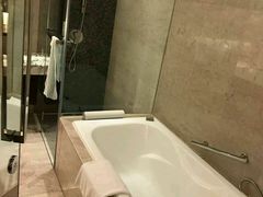 -上海龙之梦万丽酒店