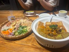 -花溪雨·森林餐厅(石基店)