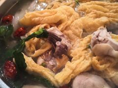 -芳村榕树头叹佬鸡煲(体育西店)