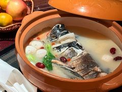 秀水浓汤鱼头皇（半个）-羡餐厅