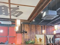 -先启半步颠小酒馆(白麓里店)