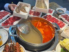 -来龍儿鲜切牛肉自助老火锅