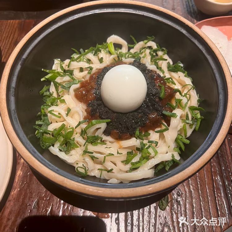 立秋!要吃野果家的铜锅油焖鸡配烤糖饵！