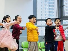-蓝话筒·少儿成人演讲口才·主持朗诵·戏剧表演(大华第一坊店)