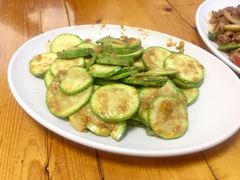 咸蛋黄炒小瓜-甜甜屋(解放中路店)