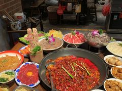 -萍姐火锅·公路夜市(武汉首店)