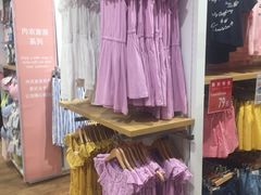 -优衣库(上海金桥太茂店)