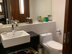 -上海浦东假日酒店