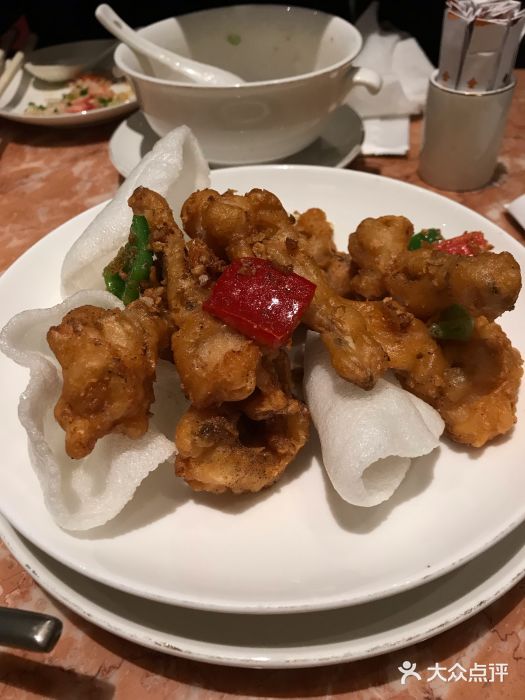金玉满堂潮州酒楼(无限极荟购物广场店)椒盐牛蛙图片