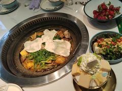 -满兴咱妈烀饼铁锅炖(兰州北街店)