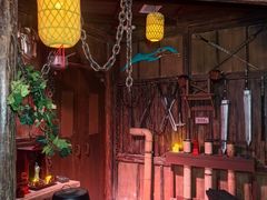 -暴风岛沉浸式体验馆(百联世纪店)