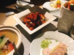 -穹六人间 people 6(岳阳路店)