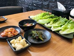 -肉甲韩国木炭烤肉(新壹街1店)