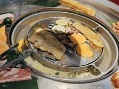 -哈哈碳都·牛肋条无限自助烤肉(台江万达店)