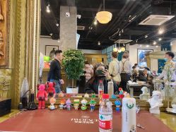 -TWOFACE 双面理发馆