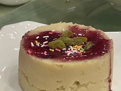 -园中园美食城