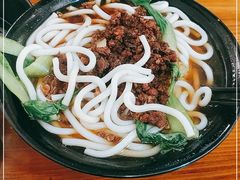 -丽虹云南过桥米线(兴工街店)