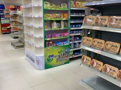 -华联商厦(火车站店)