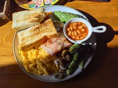 -JINNS锦时 steak&pizza(浸信会礼拜堂旧址店)