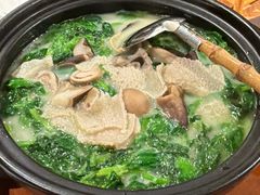 菌菇鱼汤豆苗-宁波柏悦酒店·钱湖渔港