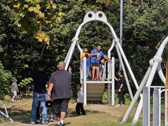 -前小桔亲子创意农场·草莓采摘·露营烧烤