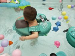 -爱婴室(上海浦建路店)