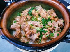 -容里煲仔饭(利丰北路店)