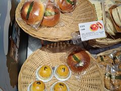 -酥侯糕点(长楹天街店)