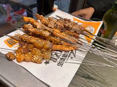 -三兄弟灰太狼烧烤.龙虾烤鱼(上海交大店)