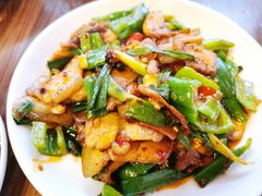 -乡土特色.冷锅鱼.牦牛肉汤锅