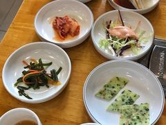 -青纱灯笼韩国料理店