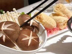 -洋房火锅(上海新天地南北里店)